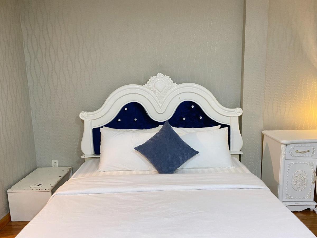 Crowne Bui Vien Hotel Ho Chi Minh City Bagian luar foto
