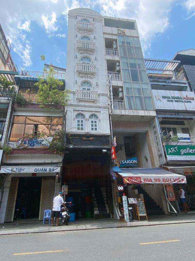 Crowne Bui Vien Hotel Ho Chi Minh City Bagian luar foto