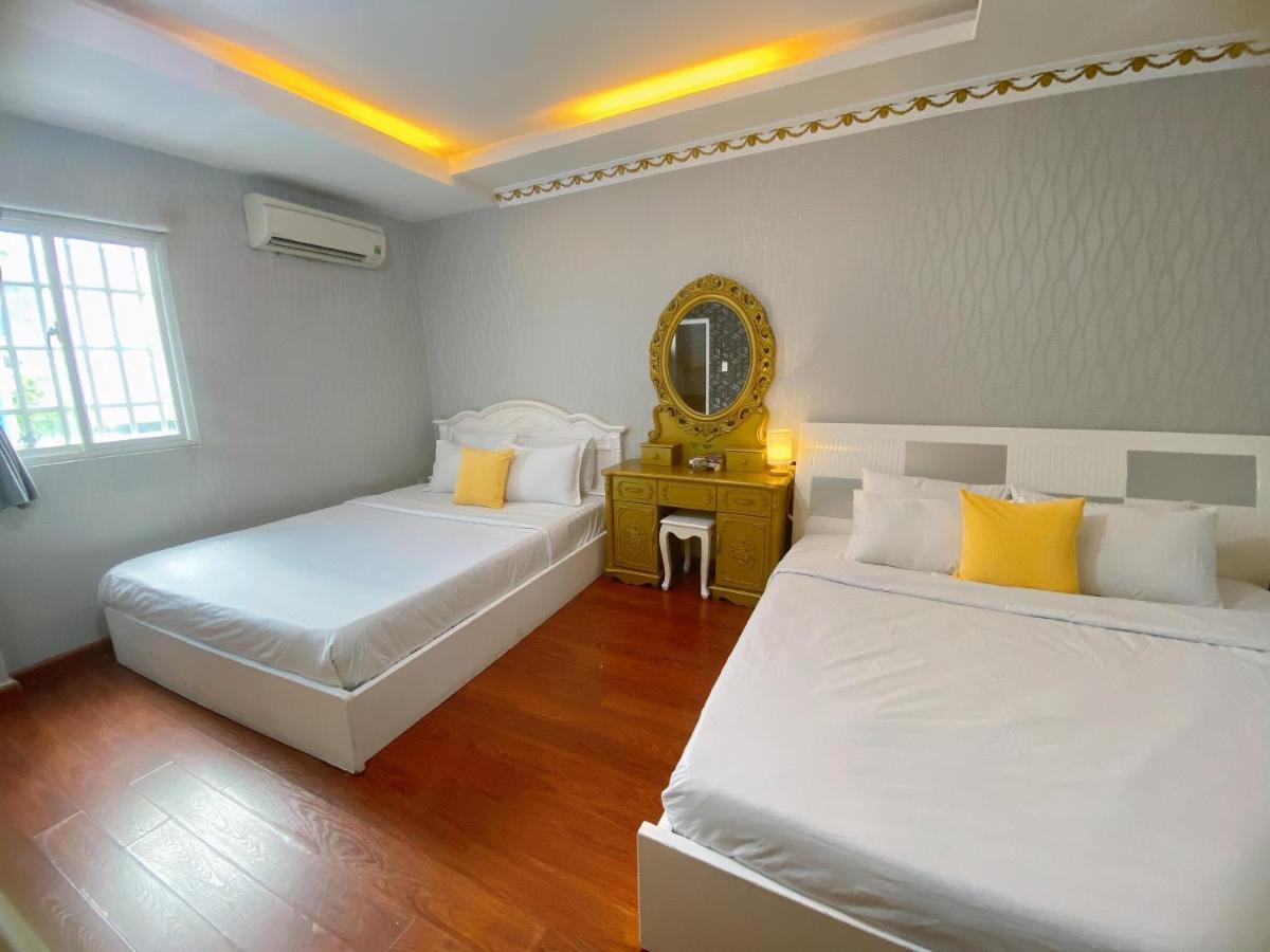 Crowne Bui Vien Hotel Ho Chi Minh City Bagian luar foto