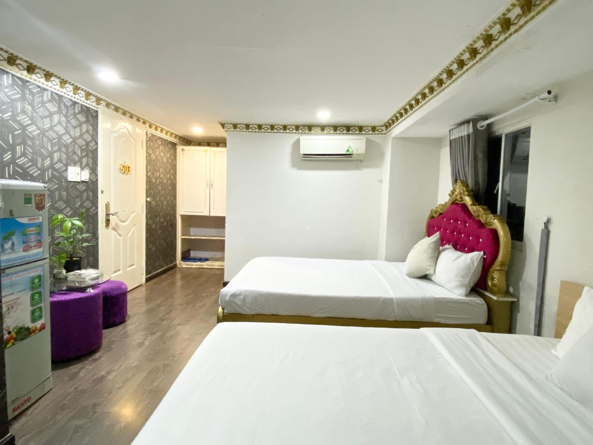 Crowne Bui Vien Hotel Ho Chi Minh City Bagian luar foto